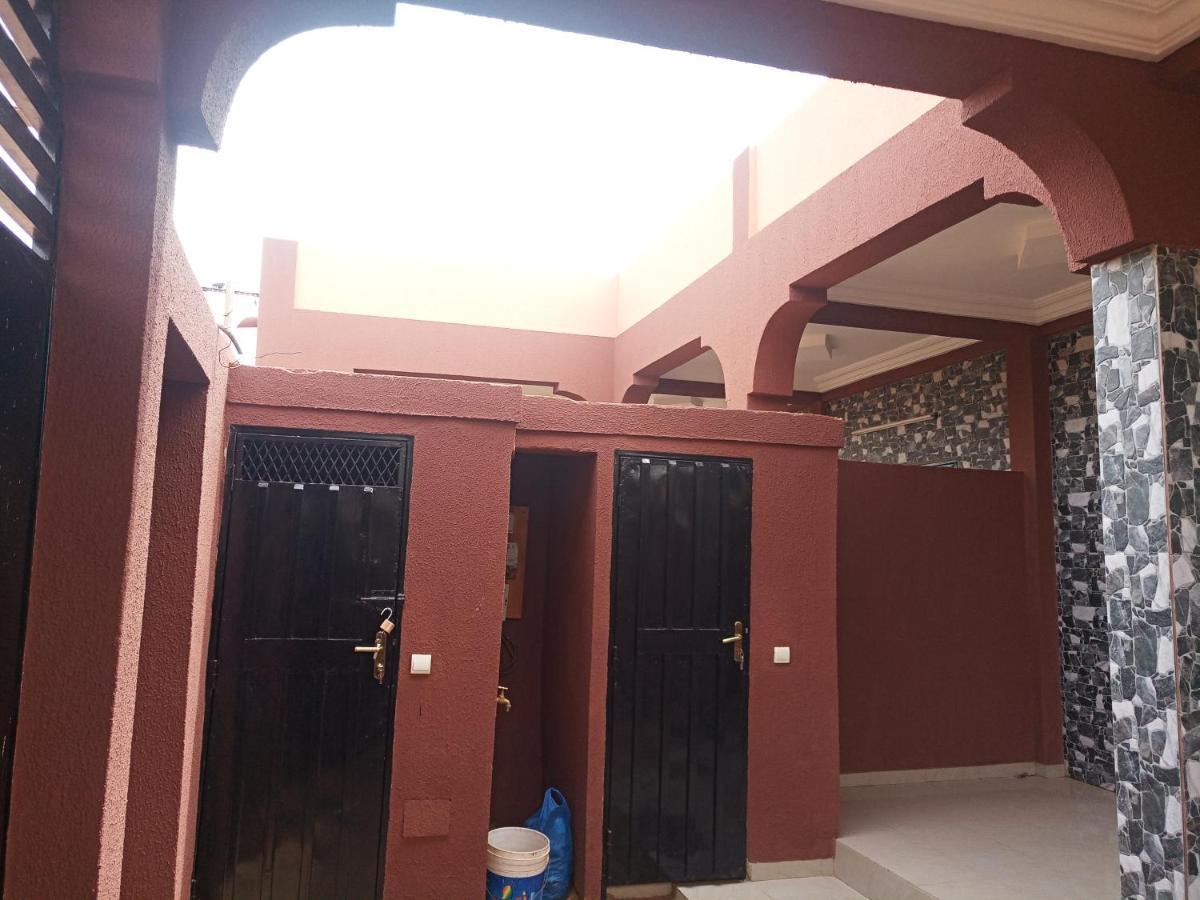 Residence Lynda Prestige Ouagadougou Ngoại thất bức ảnh