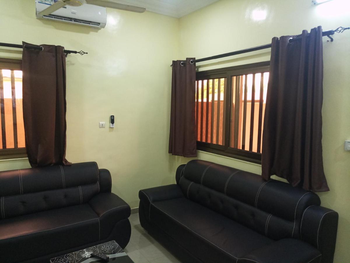 Residence Lynda Prestige Ouagadougou Ngoại thất bức ảnh