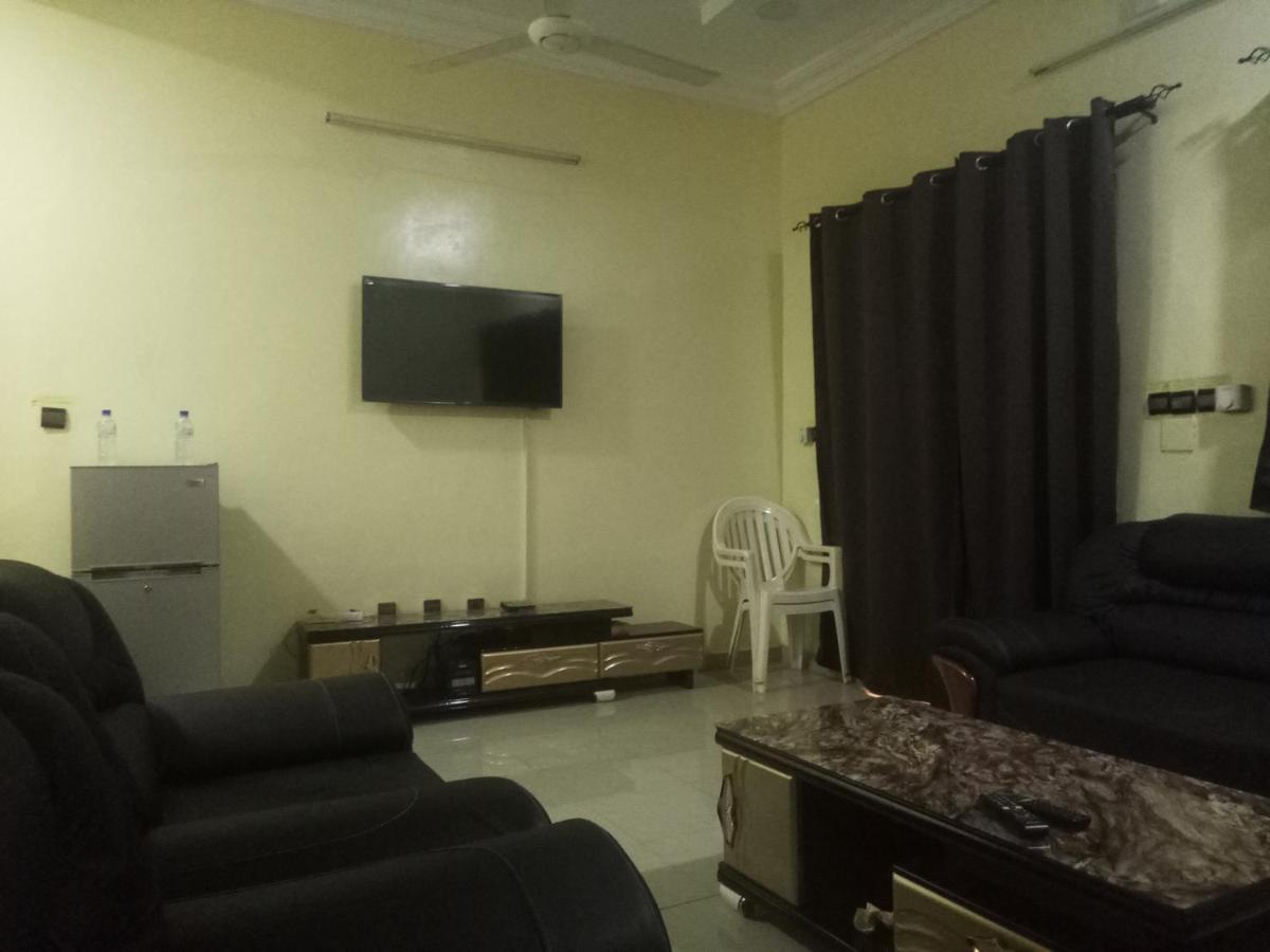 Residence Lynda Prestige Ouagadougou Ngoại thất bức ảnh